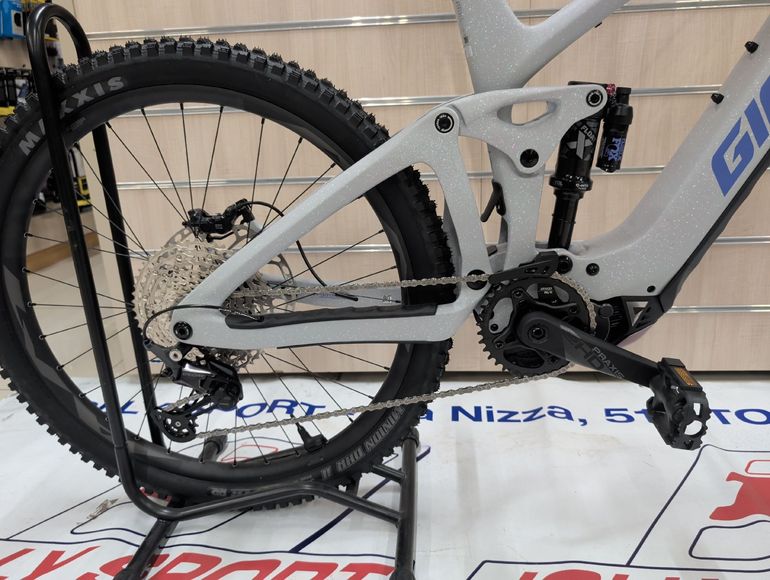 Brugt Giant Reign Advanced E+ 2 2026 2026 Mountainbike — billede 2 af 7