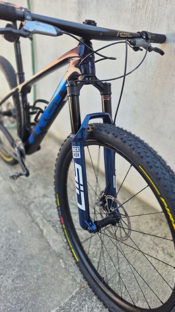 Used Trek Procaliber Sram Eagle Transmission XX 2024 Mountainbike, Blue, 29 — image 5 of 9