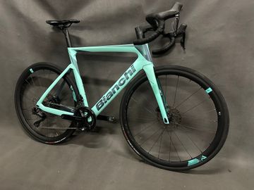 Brugt Bianchi Oltre Race 105 2025 2025 Road & Gravel — billede 1 af 13