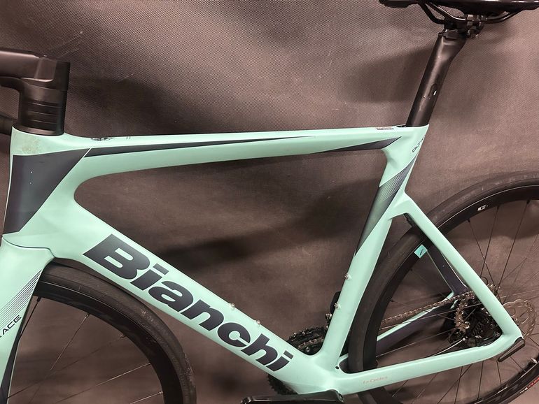 Brugt Bianchi Oltre Race 105 2025 2025 Road & Gravel — billede 8 af 13