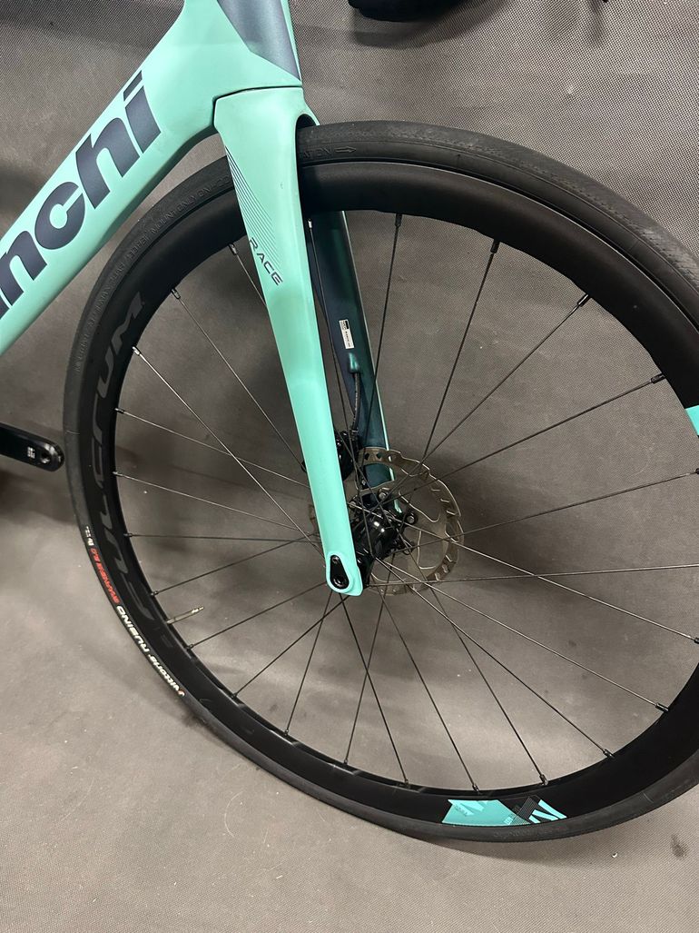 Brugt Bianchi Oltre Race 105 2025 2025 Road & Gravel — billede 3 af 13