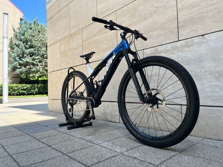 Brugt Trek E-Caliber 9.8 XT Gen 2 2022 2022 Mountainbike — billede 6 af 12