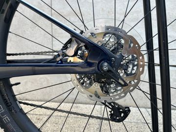 Brugt Trek E-Caliber 9.8 XT Gen 2 2022 2022 Mountainbike — billede 3 af 12