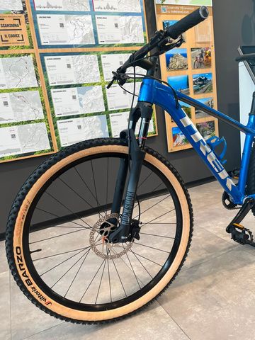 Używany Trek X-Caliber 9 2022 2022 Mountainbike — zdjęcie 4 z 6