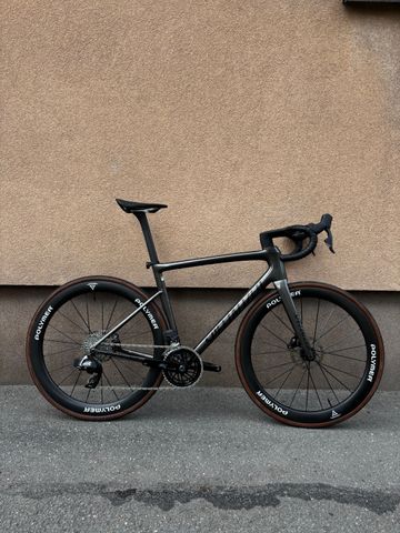 Specialized Tarmac SL8 Expert - SRAM Rival AXS 2024 2024 Road & Gravel usato