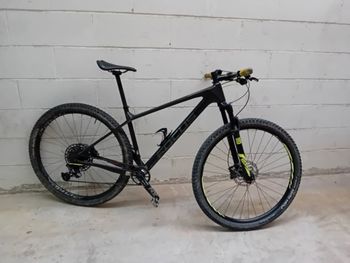 Gebrauchtes Focus RAVEN Lite 2018 2018 Mountainbike, Schwarz — Bild 3 von 4