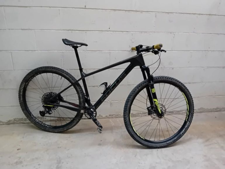 Gebrauchtes Focus RAVEN Lite 2018 2018 Mountainbike, Schwarz — Bild 3 von 4