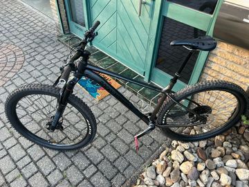 Gebrauchtes Rocky Mountain Growler 50 2025 2025 Mountainbike, Schwarz — Bild 2 von 4