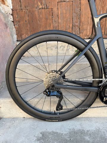 Gebrauchtes Scott Addict RC 30 2026 2026 Road & Gravel, Schwarz — Bild 5 von 25