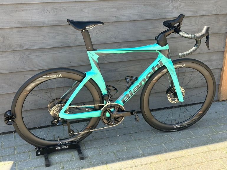 Brugt Bianchi Oltre Comp 105 Di2 2025 2025 Road & Gravel — billede 5 af 17