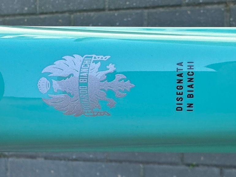 Brugt Bianchi Oltre Comp 105 Di2 2025 2025 Road & Gravel — billede 9 af 17