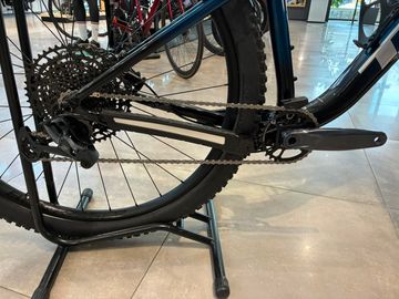 Käytetty Trek Roscoe 8 2023 2023 Mountainbike — kuva 3 / 6