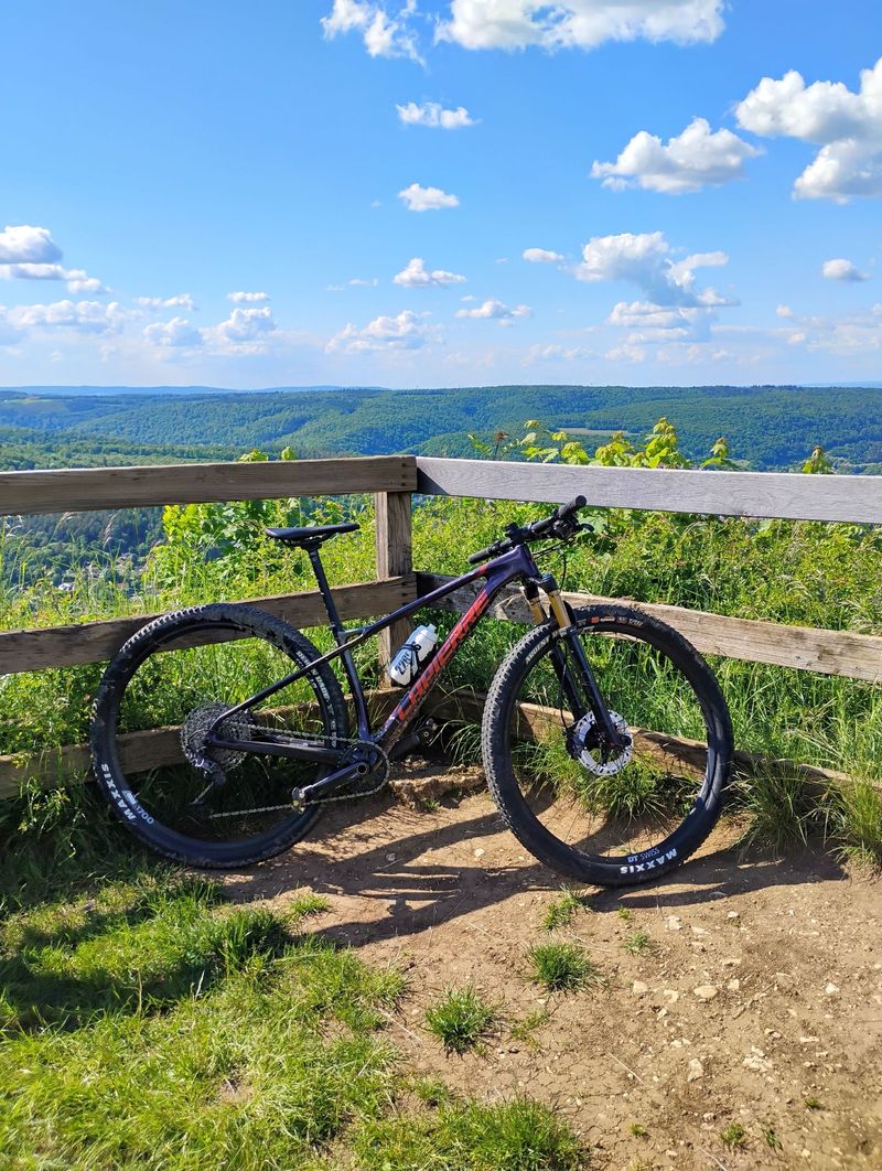 Used Lapierre Prorace CF 8.9 2023 2023 MTB