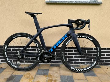 Trek Madone SRAM Red 2020 2020 Road & Gravel usato