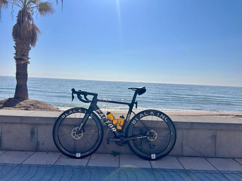Tweedehands Factor ostro vam v1 Custom Frameset 2024 Road & Gravel — afbeelding 3 van 3