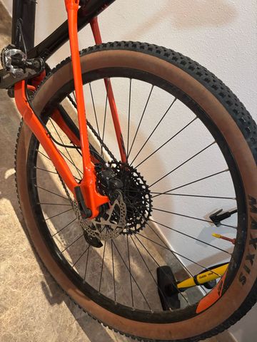 Used KTM SCARP 294 2025 2025 Mountainbike, Black, 29 — image 7 of 7
