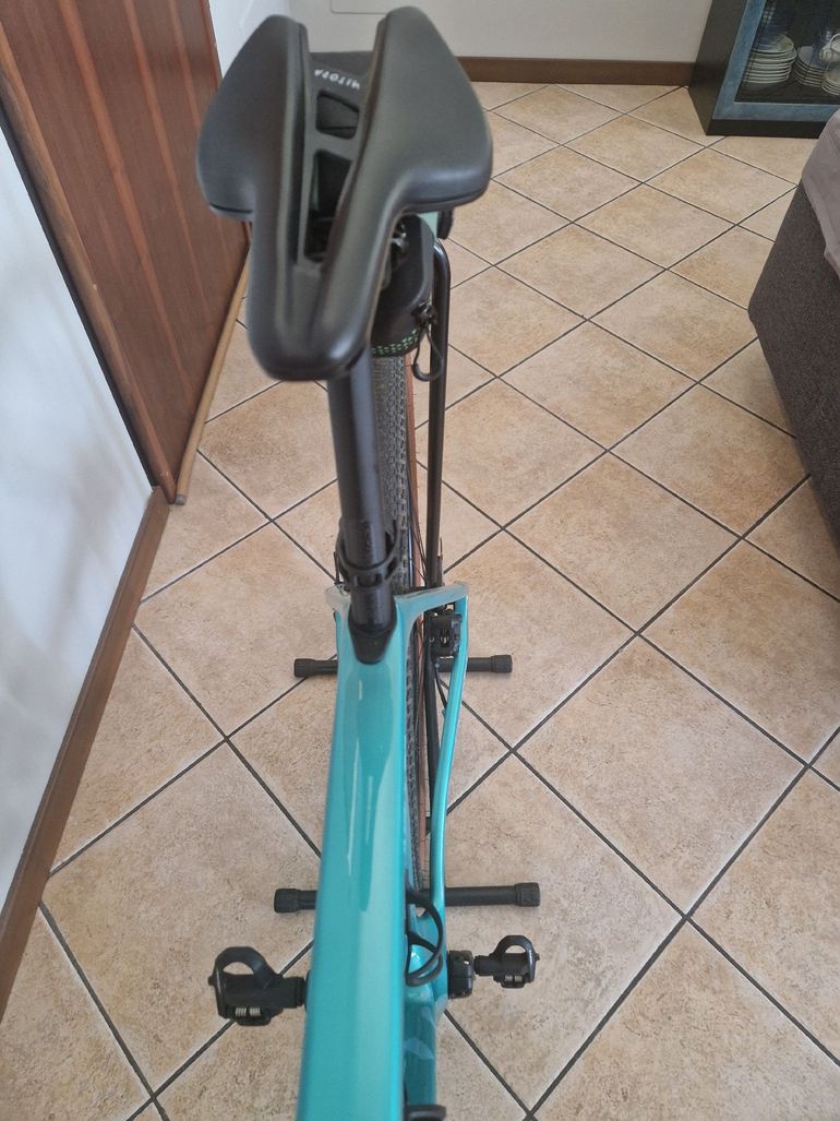 Brugt Bianchi Impulso COMP GRX 610 disc 2026 2026 Road & Gravel — billede 6 af 8