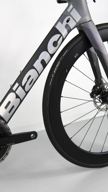 Brugt Bianchi Oltre SRAM Rival eTap AXS 2023 Road & Gravel — billede 13 af 17