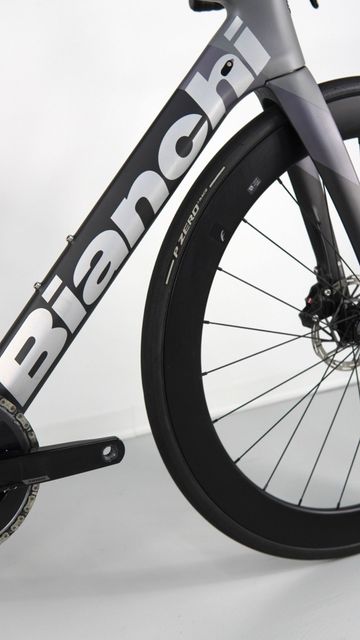 Gebrauchtes Bianchi Oltre SRAM Rival eTap AXS 2023 Road & Gravel, Hellgrau — Bild 13 von 17