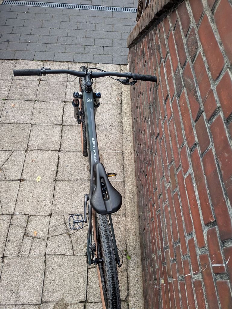 Trek Procaliber 9.5 2026 2026 Mountainbike usato, Verde — immagine 3 di 8