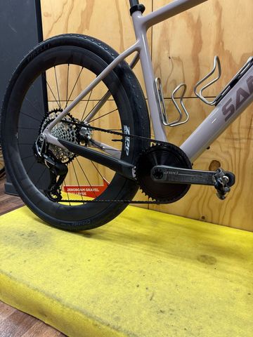 Gebrauchtes Santa Cruz Stigmata SRAM Red eTap AXS 2025 Road & Gravel, Violett — Bild 2 von 3