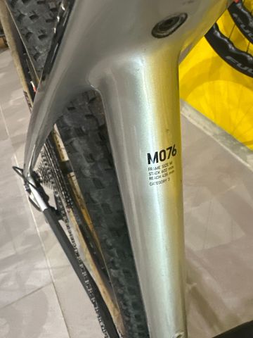 Used Canyon Exceed CF 7 2023 2023 Mountainbike, Light Gray, 29 — image 7 of 7