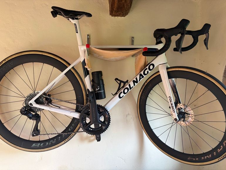 Colnago V3 Disc Rival AXS Bike 2022 — Price & Specs | 2BX
