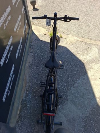 Trek Custom Shimano Altus 2024 Urban de segunda mano, Negro — imagen 6 de 6