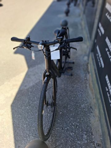 Used Trek Custom Shimano Altus 2024 Urban, Black — image 2 of 6