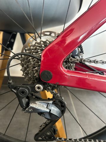 Tweedehands Canyon Aeroad CF SL 8 2024 2024 Road & Gravel — afbeelding 6 van 9