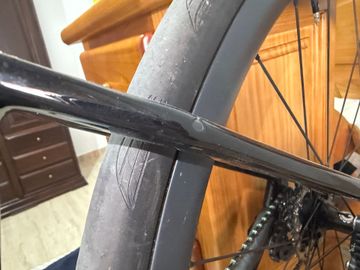 Käytetty Giant Revolt Advanced 2 2025 2025 Road & Gravel — kuva 15 / 21