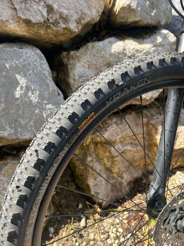 Used Cannondale Trail 5 2019 2019 Mountainbike, Black, 27.5 — image 8 of 9