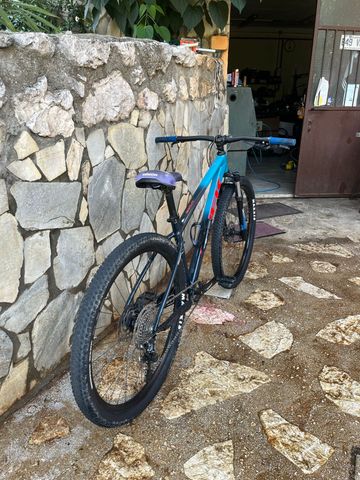 Gebrauchtes Trek Marlin 7 Gen 3 2023 2023 Mountainbike, Blau, 27.5, 29 — Bild 8 von 8