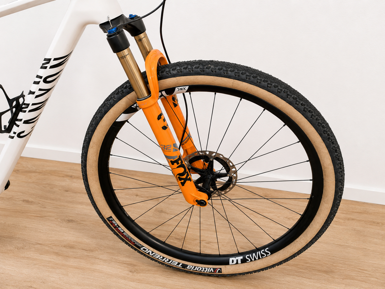 Canyon Exceed CFR Team 2023 2023 Mountainbike usato, Bianco — immagine 5 di 5