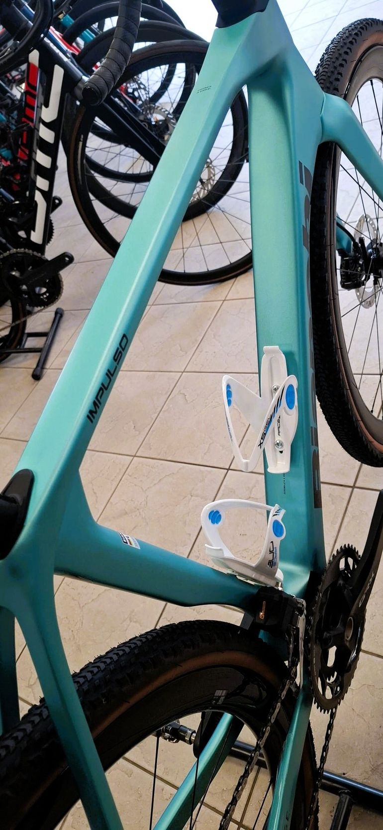 Used Bianchi Impulso Shimano GRX Di2 2025 Road & Gravel, Blue — image 12 of 12