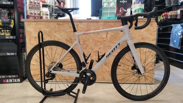 Scott BICI DA CORSA SCOTT ADDICT 30 2025 MISURA L/56 USATO 2025 Road & Gravel usato
