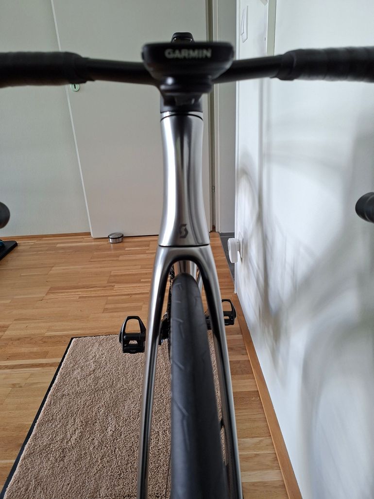 Brugt Scott Foil Shimano Dura Ace Di2 2024 Road & Gravel — billede 5 af 17