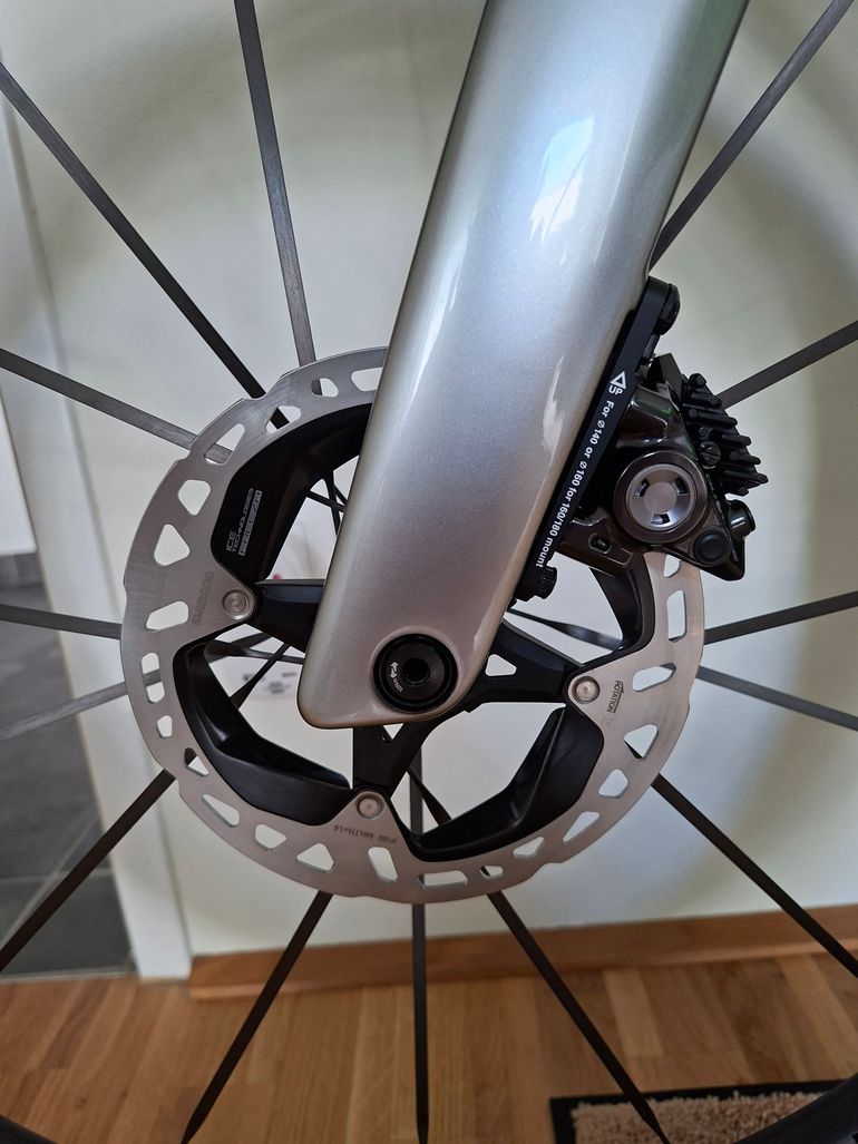 Brugt Scott Foil Shimano Dura Ace Di2 2024 Road & Gravel — billede 14 af 17