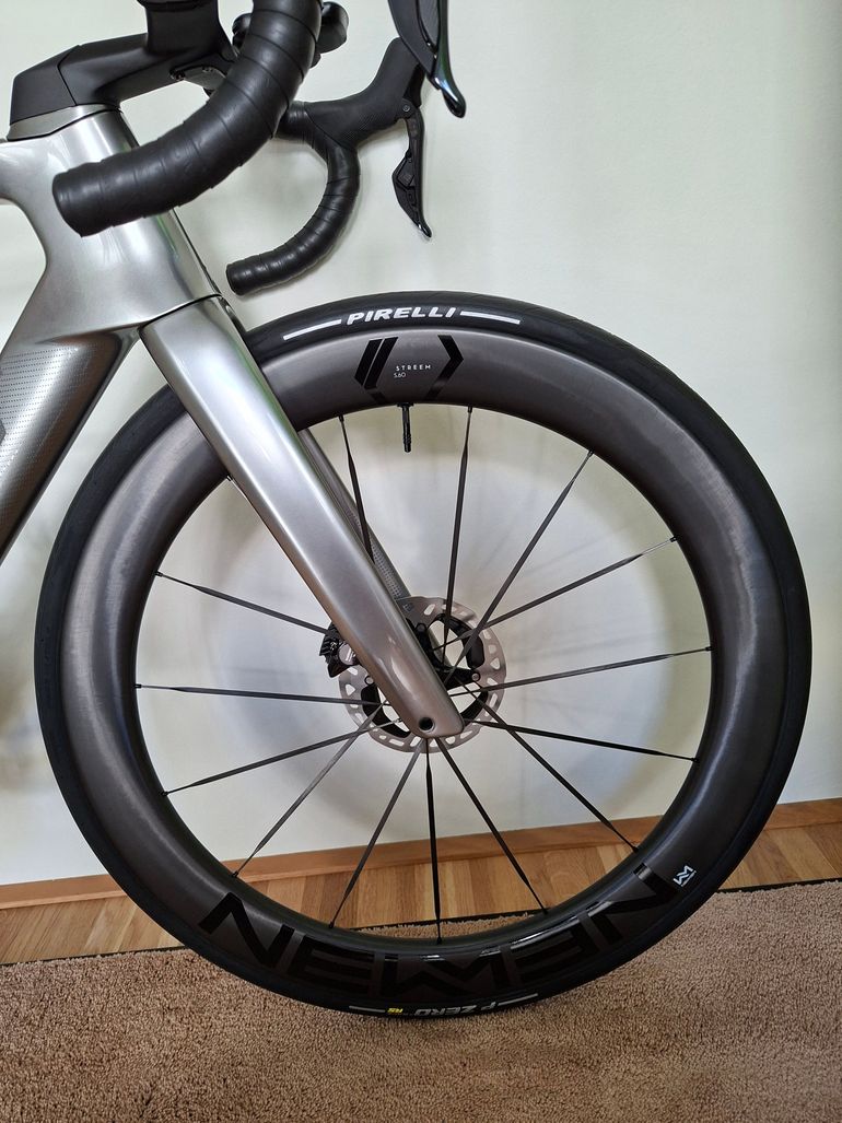 Brugt Scott Foil Shimano Dura Ace Di2 2024 Road & Gravel — billede 9 af 17