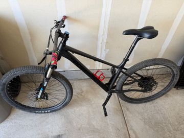 Used Poseidon Norton 2024 2024 Mountainbike, Black, 27.5 — image 2 of 3