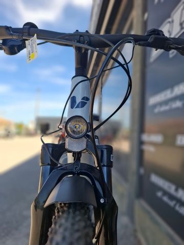 Used Liv Amiti Shimano Altus 2024 Urban, Light Gray — image 5 of 7