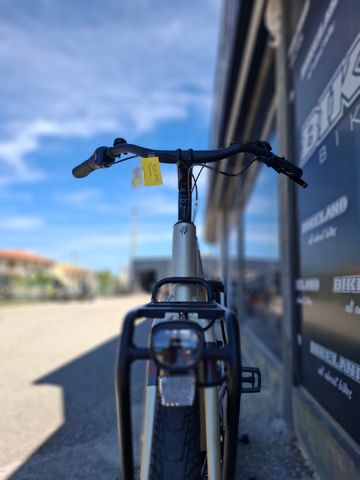 Used Trek District Shimano Nexus Hub Gear 2024 Urban, Orange — image 5 of 8