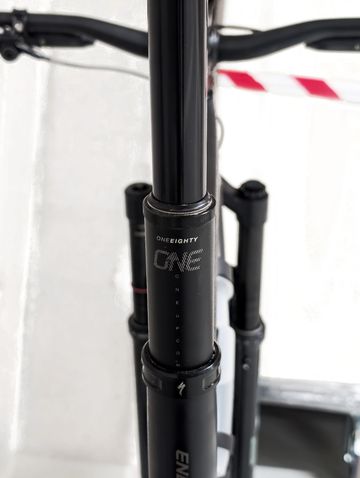 Specialized Enduro Expert 2023 2023 Mountainbike d'occasion — image 5 sur 9