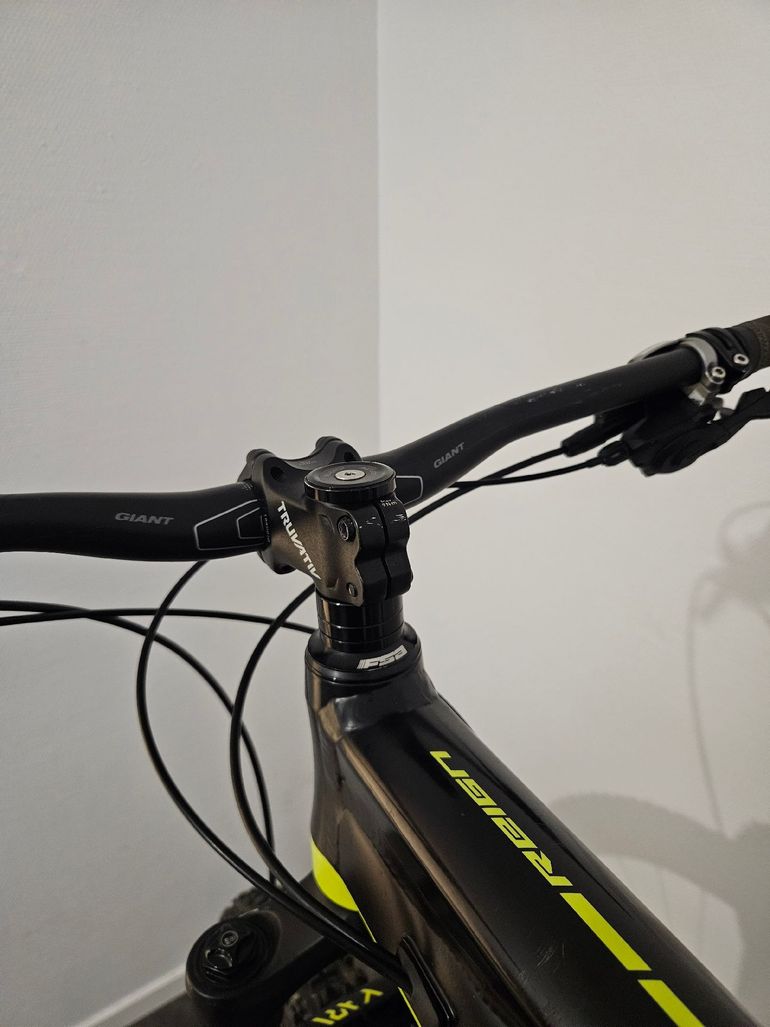 Gebrauchtes Giant Reign 2 2017 2017 Mountainbike, Schwarz — Bild 11 von 13