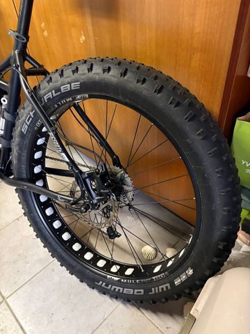 Used Norco Bigfoot 6.2 2016 2016 Mountainbike, Black, 26 — image 8 of 10