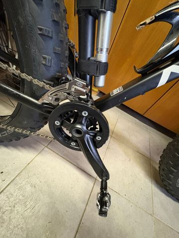 Used Norco Bigfoot 6.2 2016 2016 Mountainbike, Black, 26 — image 4 of 10