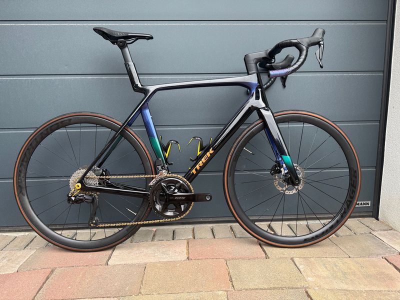 Used Trek Madone SL 6 Gen 8 2025 2025 Road & Gravel