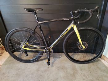 Używany GIRS Custom SRAM Force 2015 Road & Gravel