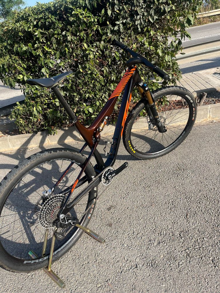Brugt KTM SCARP MT EXONIC 2024 2024 Mountainbike — billede 5 af 17
