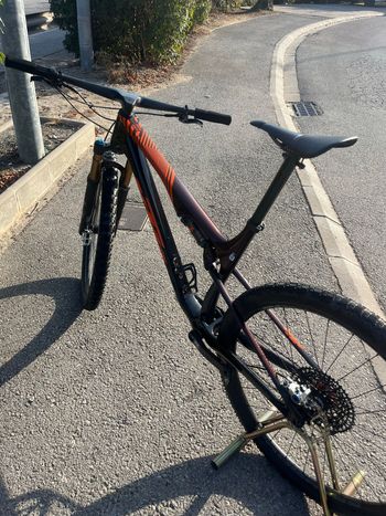 Brugt KTM SCARP MT EXONIC 2024 2024 Mountainbike — billede 17 af 17